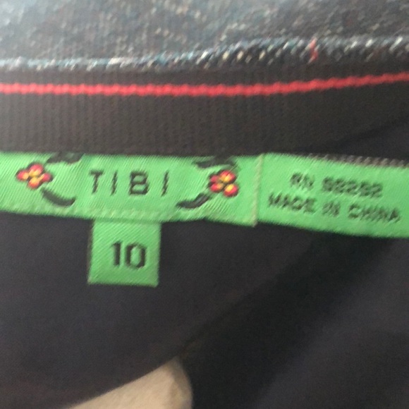 Tibi Trumpet Skirt with high side slits size 10 - Picture 2 of 6